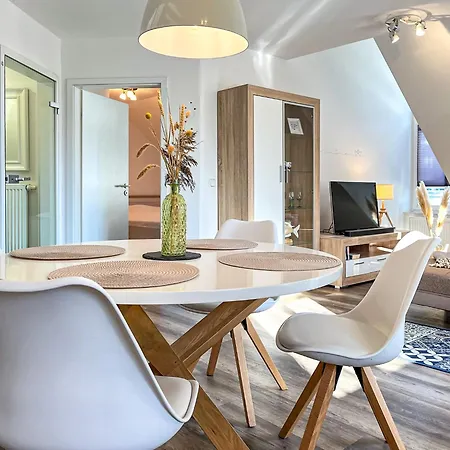 Haus Am Teich 19 Apartment